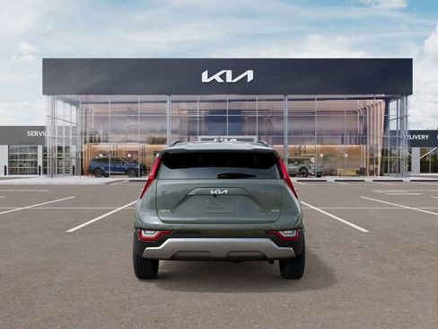 New 2026 Kia Niro SX Touring FWD image 5