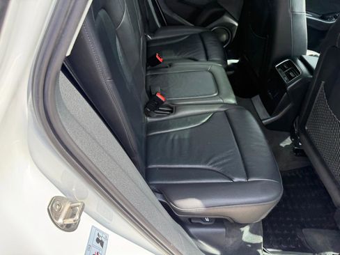 Used 2016 Audi Q5 2.0T Premium Plus w/ Technology Package AWD/4WD image 16