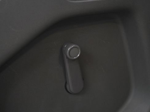 Used 2019 Nissan Frontier S image 15