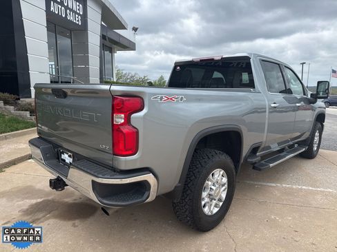 Used 2024 Chevrolet Silverado 2500 LTZ w/ LTZ Convenience Package AWD/4WD image 3