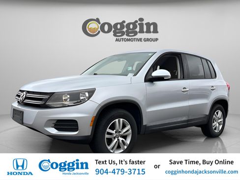 Used 2013 Volkswagen Tiguan S image 1