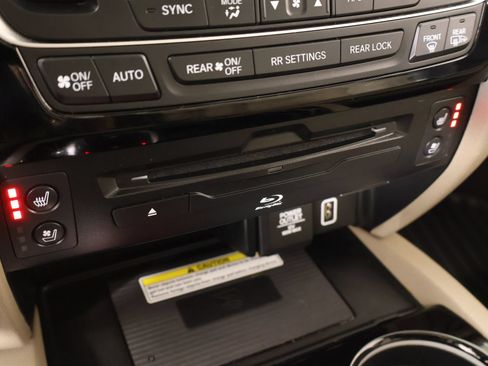 Used 2021 Honda Pilot Elite image 7