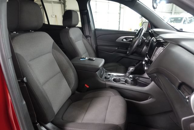 Used 2023 Chevrolet Traverse LT FWD image 28