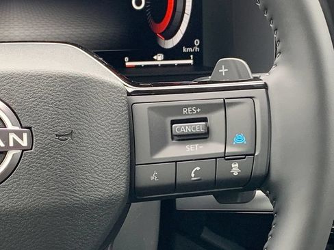 New 2026 Nissan Pathfinder SL FWD image 11