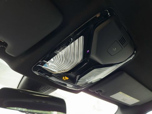 Used 2023 BMW M4 xDrive Competition w/ Executive Package image 19