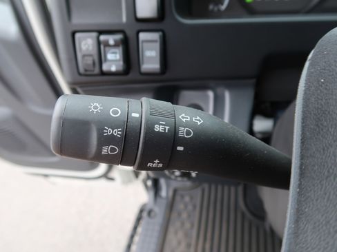 Used 2025 Chevrolet Low Cab Forward RWD image 24