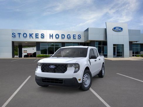 New 2025 Ford Maverick XL image 24