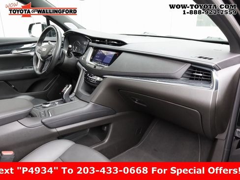 Used 2023 Cadillac XT5 Premium Luxury image 21