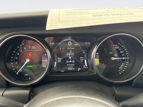 Used 2021 Jeep Wrangler Unlimited Sahara image 13