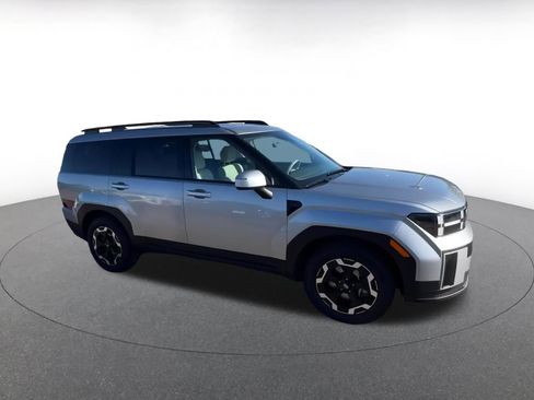 Used 2025 Hyundai Santa Fe SEL image 2