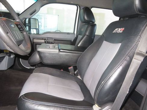 Used 2011 Ford F250 XLT w/ XLT Interior Pkg AWD/4WD image 21