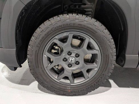 New 2025 Honda Pilot TrailSport image 12
