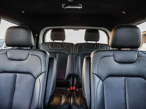 Certified 2024 Jeep Grand Cherokee L Limited w/ Luxury Tech Group II image 28