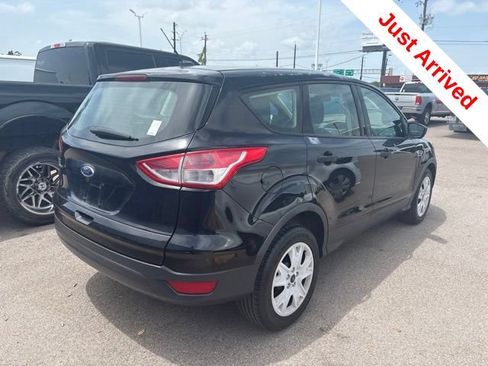 Used 2016 Ford Escape S FWD image 9