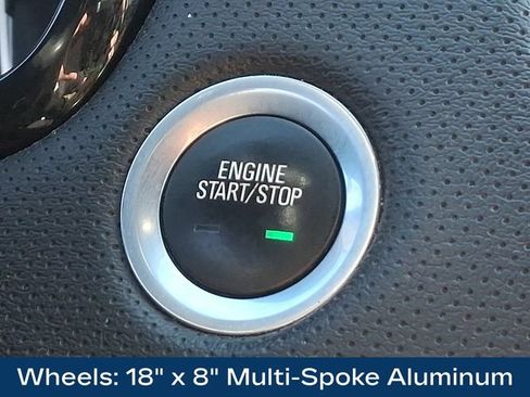 Used 2018 Cadillac XT5 AWD image 18