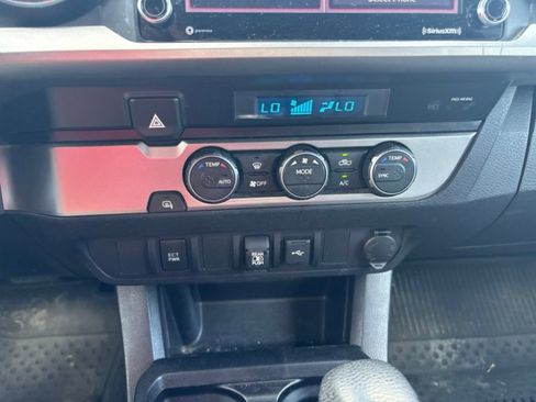 Used 2021 Toyota Tacoma SR5 RWD image 19