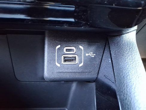 Used 2026 Jeep Compass Limited AWD/4WD image 23
