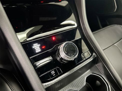 New 2025 Jeep Grand Cherokee Limited 4xe w/ Luxury Tech Group II image 14