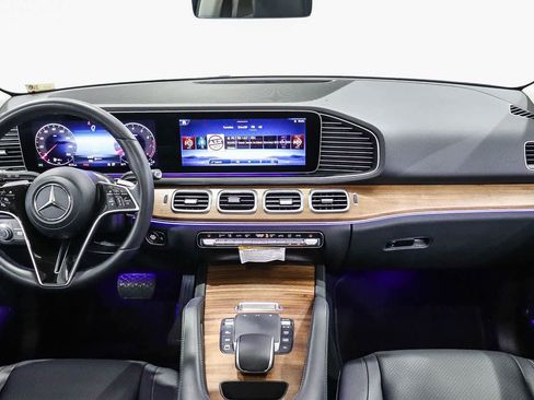 Certified 2026 Mercedes-Benz GLE 450 4MATIC image 13