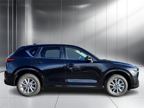 New 2025 MAZDA CX-5 AWD 2.5 S w/ Preferred Package image 2