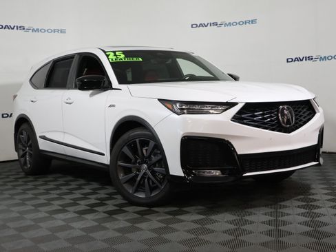 Used 2025 Acura MDX A-Spec AWD/4WD image 2
