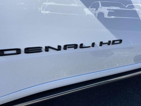 New 2026 GMC Sierra 2500 Denali w/ Denali Reserve Package image 7
