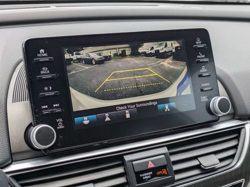 Used 2019 Honda Accord Touring image 20