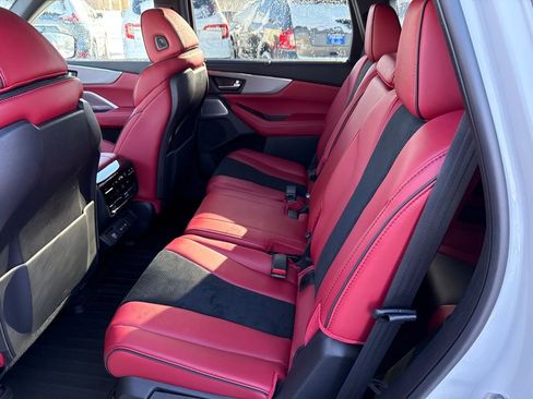 Certified 2025 Acura MDX A-Spec image 13