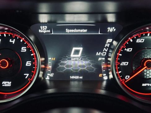 Used 2021 Dodge Charger SXT RWD image 11
