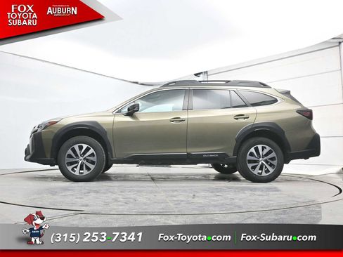 Used 2023 Subaru Outback Premium image 23