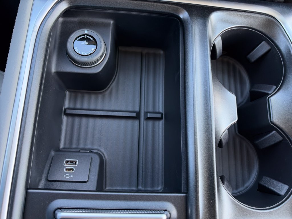 New 2027 Ford Expedition Max Active RWD image 33