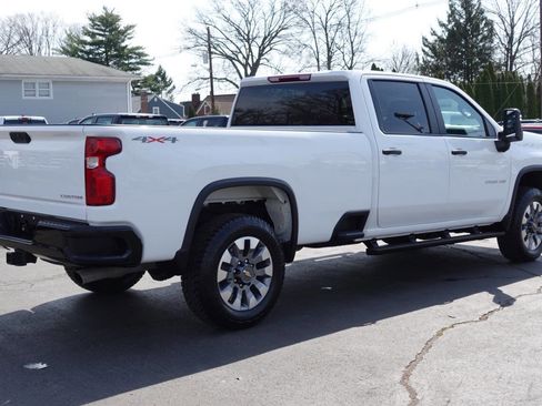 Used 2025 Chevrolet Silverado 2500 Custom w/ Custom Convenience Package AWD/4WD image 4