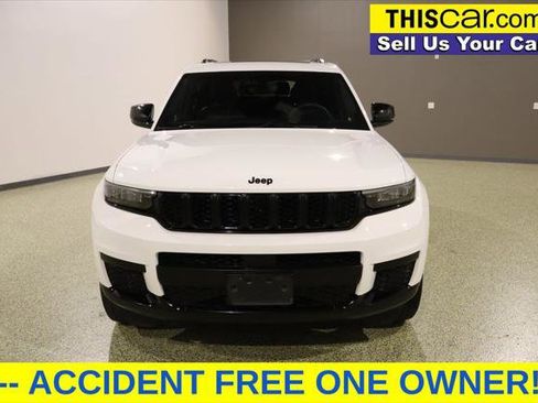 Used 2023 Jeep Grand Cherokee L Altitude image 2