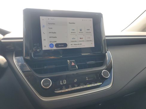 Certified 2023 Toyota Corolla LE image 24