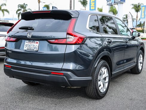Used 2025 Honda CR-V LX image 7