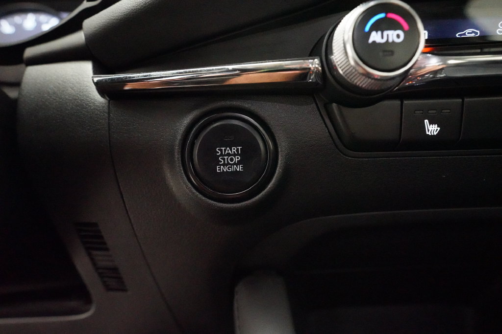 Used 2024 MAZDA MAZDA3 s FWD image 28