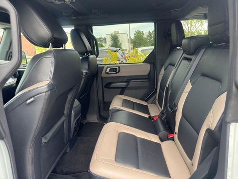 Used 2024 Ford Bronco Wildtrak AWD/4WD image 5