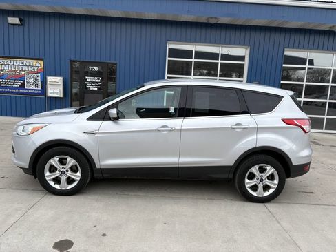 Used 2014 Ford Escape SE image 1