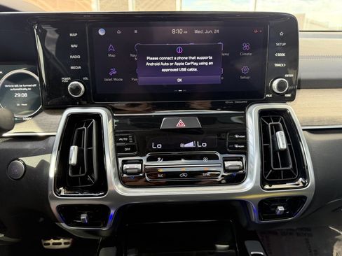 Used 2023 Kia Sorento SX Prestige AWD/4WD image 21