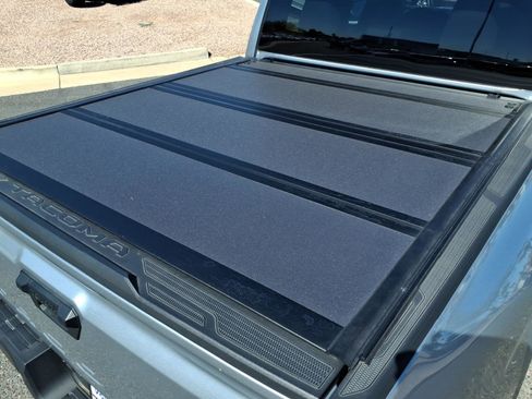 Used 2025 Toyota Tacoma SR w/ SR Upgrade Package image 15