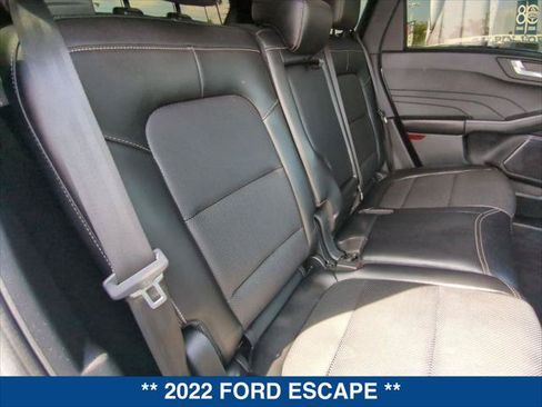 Certified 2022 Ford Escape Titanium FWD image 22