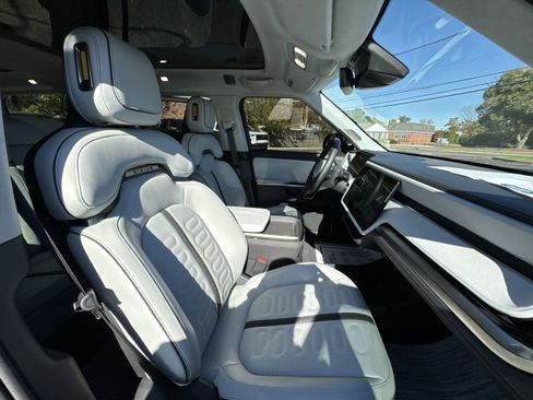 Used 2024 Rivian R1S Adventure image 28