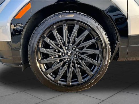 Certified 2024 Hyundai Santa Fe Calligraphy FWD image 10