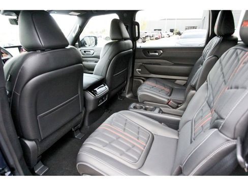 New 2026 Nissan Armada PRO-4X AWD/4WD image 12