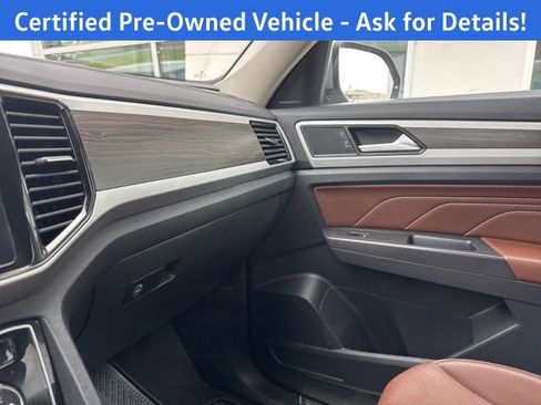 Certified 2023 Volkswagen Atlas SE AWD/4WD image 16