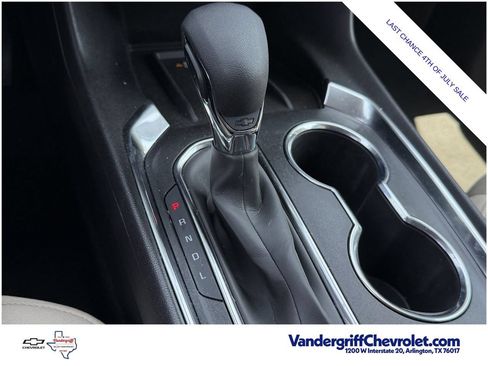 Certified 2023 Chevrolet Traverse LT w/ LPO, Cargo Package AWD/4WD image 18