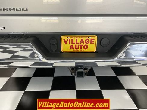 Used 2021 Chevrolet Silverado 1500 LT w/ Safety Package II AWD/4WD image 27