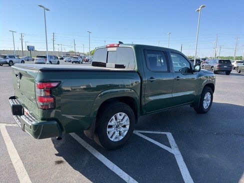 Used 2024 Nissan Frontier SV w/ SV Convenience Package RWD image 9