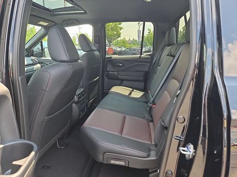 New 2026 Honda Ridgeline Black Edition image 10