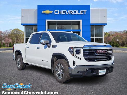 Certified 2025 GMC Sierra 1500 SLT AWD/4WD image 1